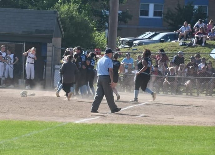 Windham softball leaves no doubt, blanks EL in state final