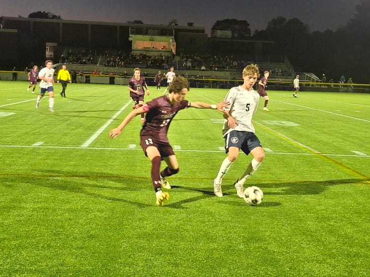 Yarmouth boys edge Greely, earn top seed in Class B South