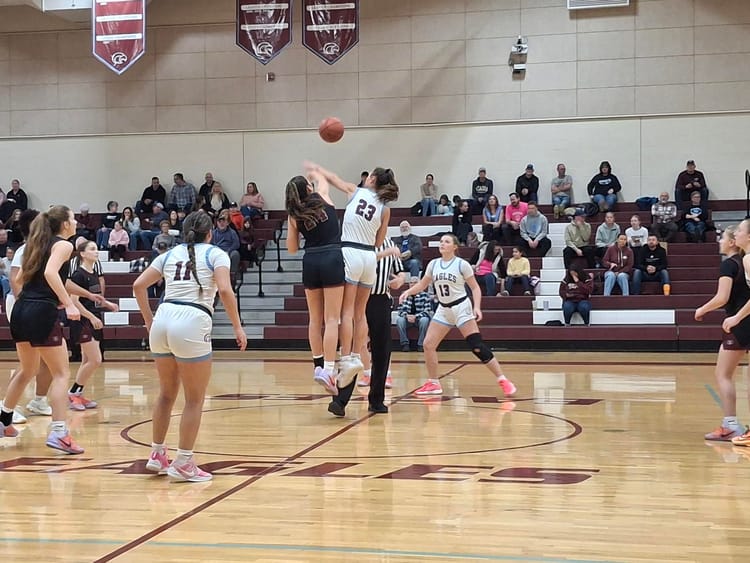 Windham girls smother Gorham in Saturday morning special