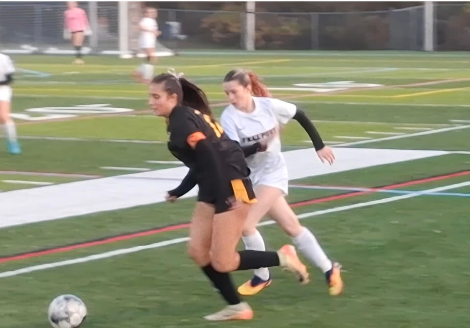 Cape girls survive Freeport scare in semifinals