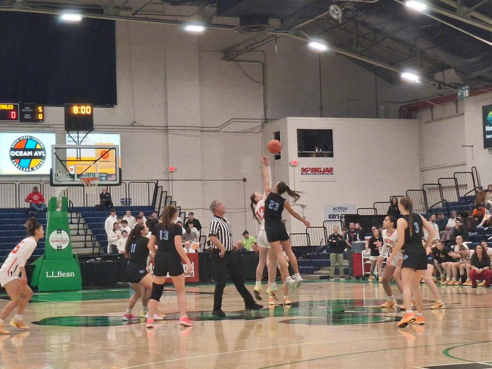 Biddeford survives Windham in down-to-the-wire quarterfinal